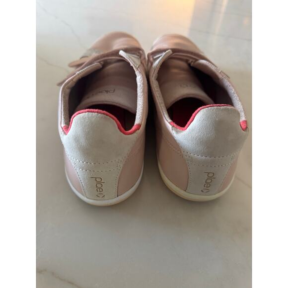 Plae Larkin Shoes Leather Cameo Rose 3 strap hook and loop sneakers W 12 M 10.5 - Picture 3 of 7